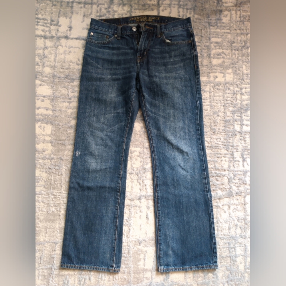 American Eagle medium wash jeans, 30x32